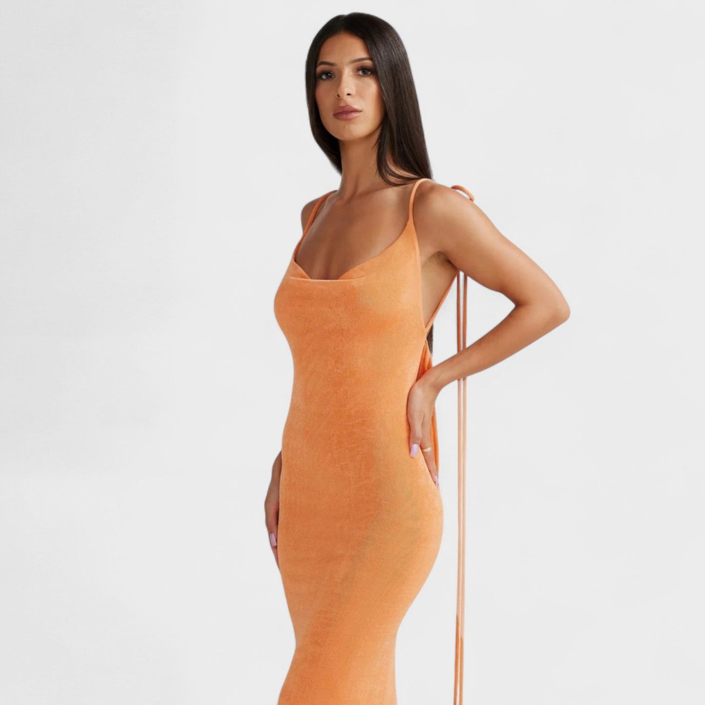 Luna | El vestido que celebra tus curvas