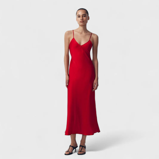 Vestido rojo cereza - Corte minimalista y elegante