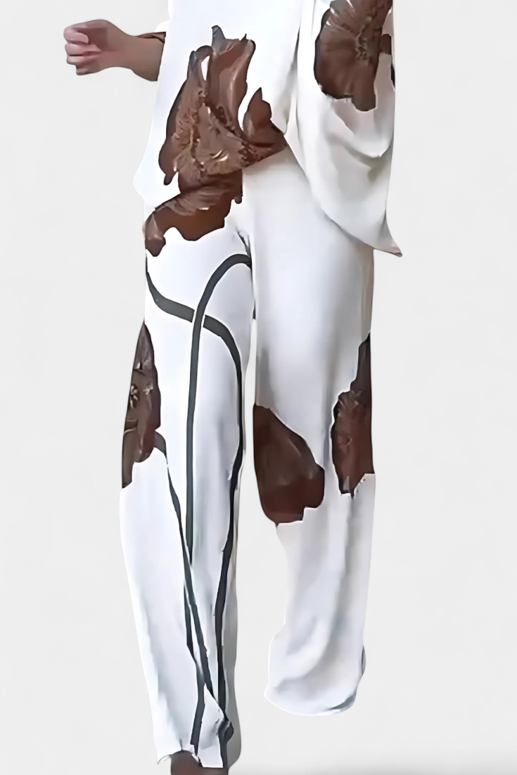 Sybella | Conjunto Floral de Dos Piezas con Hombro Descubierto y Pantalón Recto