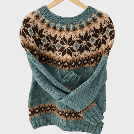 Jersey de cuello alto con inspiración retro