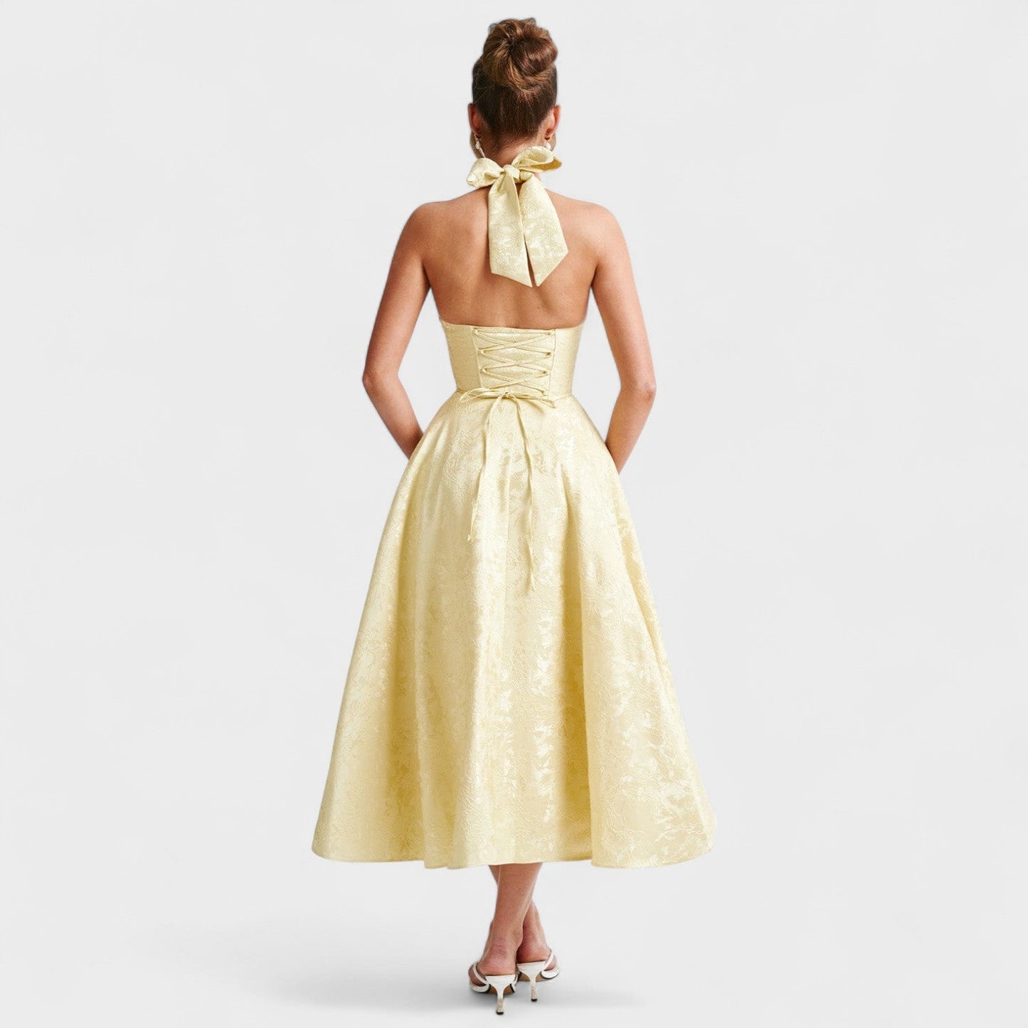 Halina - Vestido midi con corsé y volantes