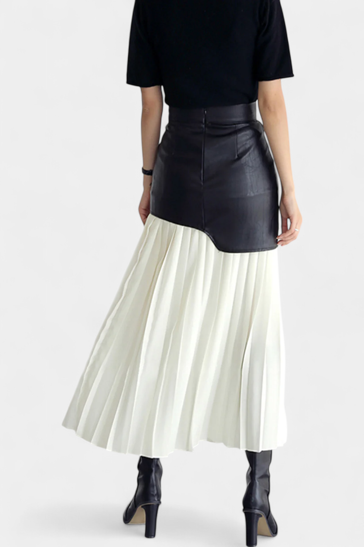 Noelle | Falda Maxi Asimétrica de Chifón y Cuero Sintético
