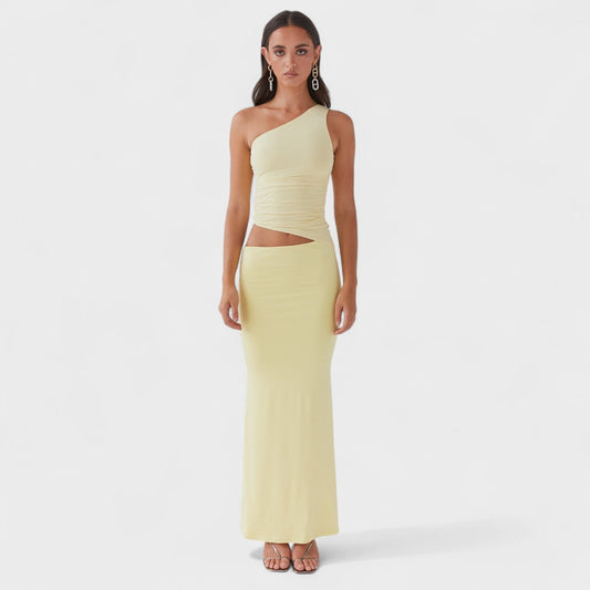 Seranella | Vestido maxi asimétrico con corte