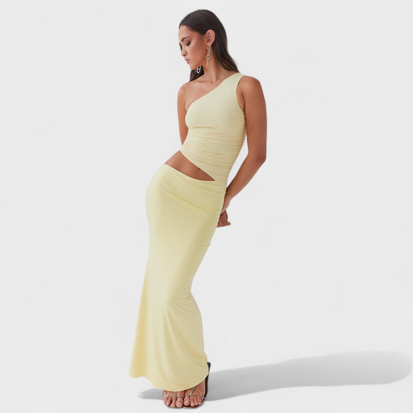 Seranella | Vestido maxi asimétrico con corte