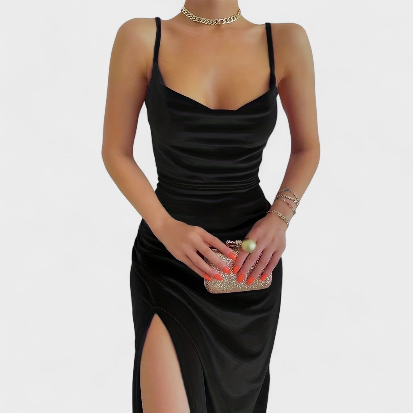 Gabriela | Vestido de terciopelo con abertura lateral