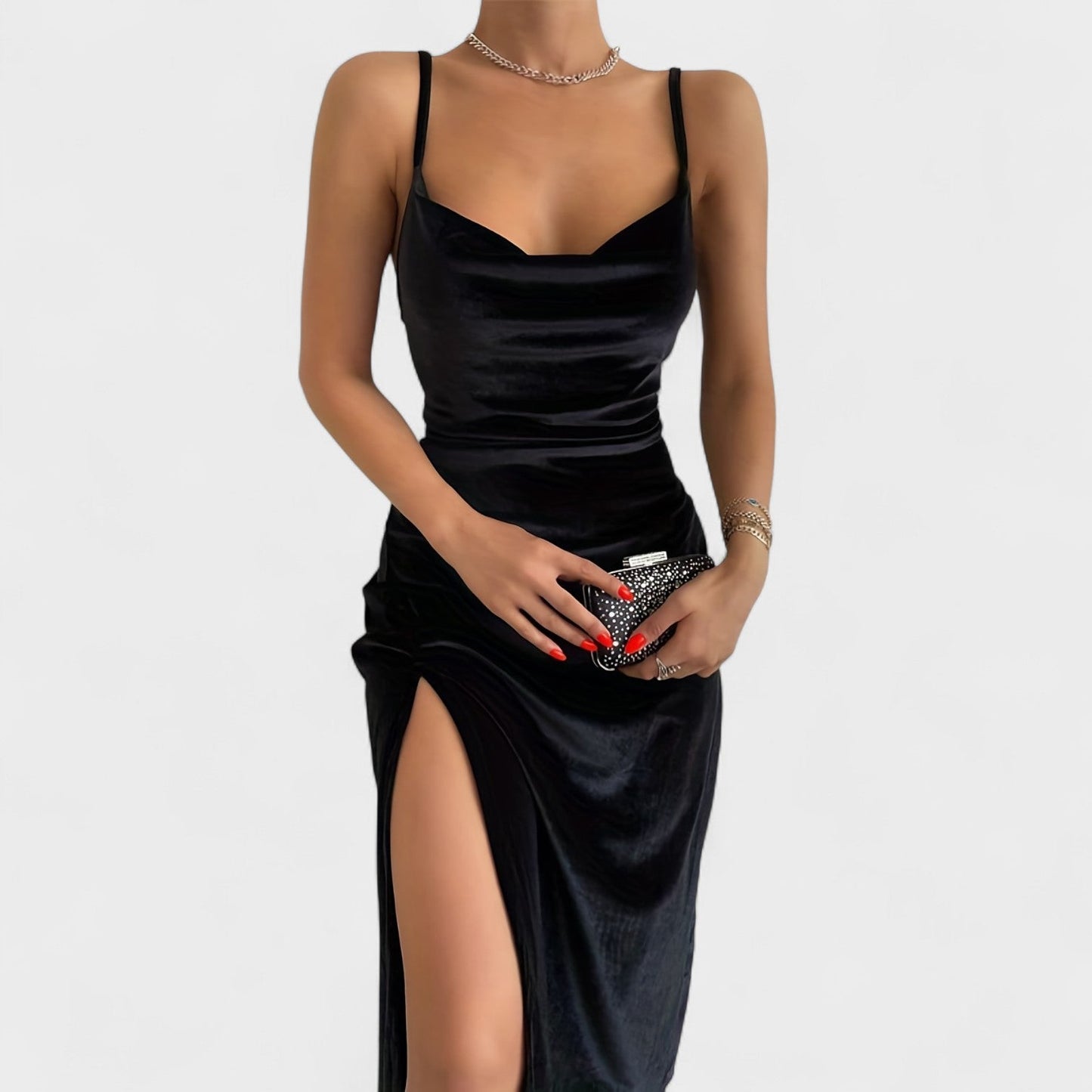 Gabriela | Vestido de terciopelo con abertura lateral