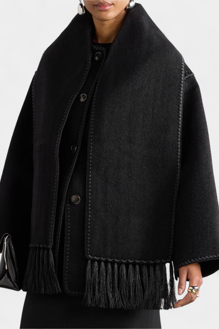 Pauline | Abrigo de Corte Suelto con Bufanda de Flecos Incorporada