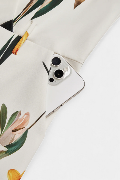 Slara | Mono Largo de Vacaciones con Escote en V y Estampado Blanco